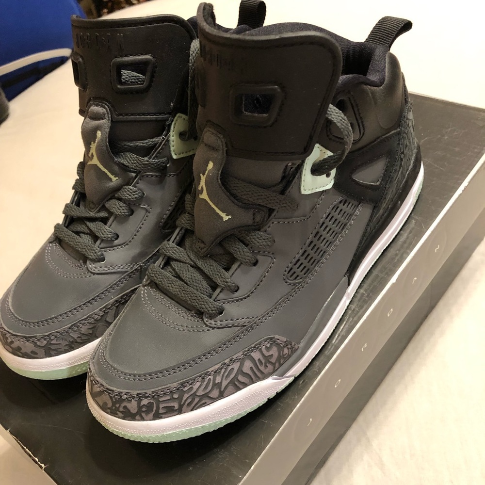 Kids Jordan spizikes